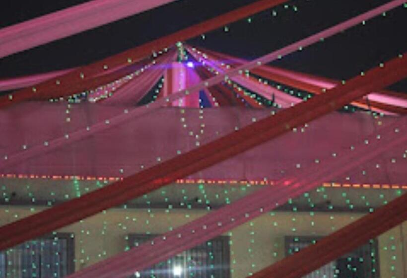 호텔 Midway & Zaika Restaurant Bihar