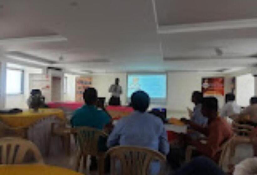 호텔 Modi Samrat Aurangabad