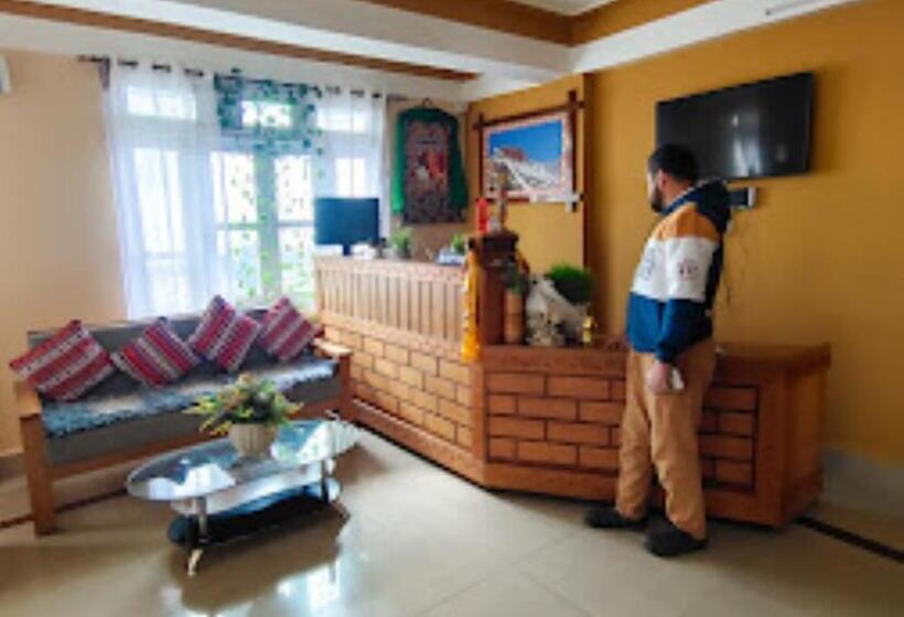 Отель Mon Kyimojong Arunachal Pradesh