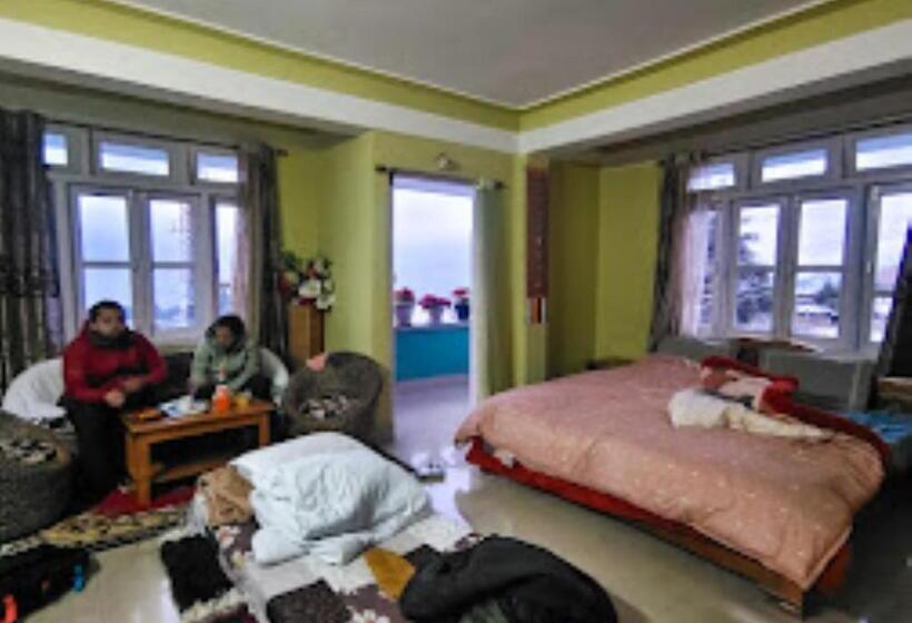 فندق Mon Kyimojong Arunachal Pradesh