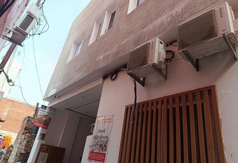 Otel Oyo Flagship Siddhi Vinayak Guest House