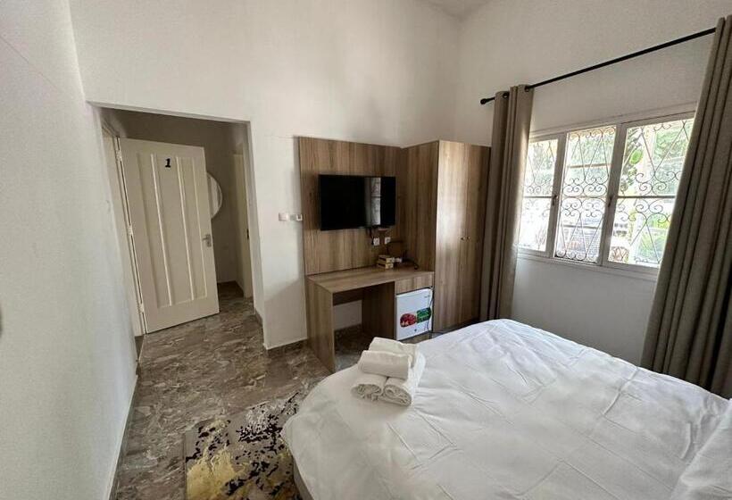فندق Guesthouse Malagueta Inn Ii