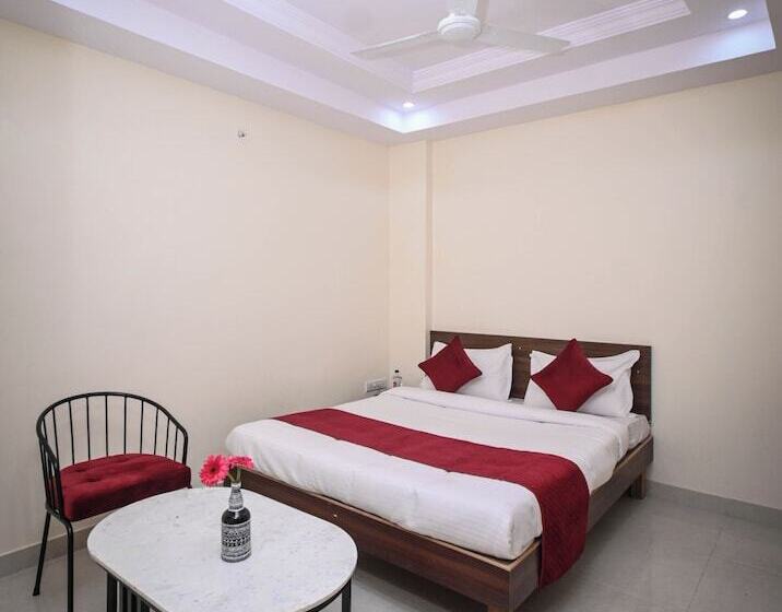 Hotel Raj Residency