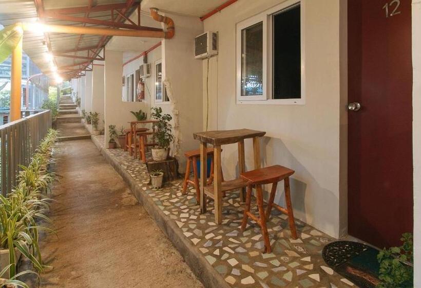 هتل Reddoorz @ Cristina S Hideaway Resort Tanay