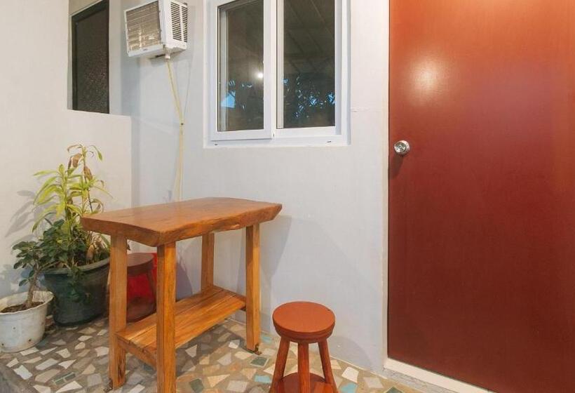 هتل Reddoorz @ Cristina S Hideaway Resort Tanay