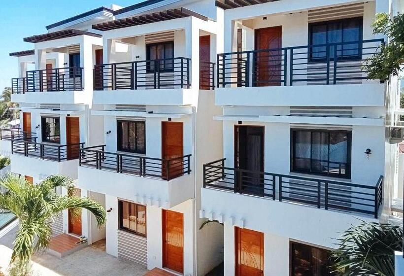 Hotel Reddoorz @ Lm Apartelle Boracay