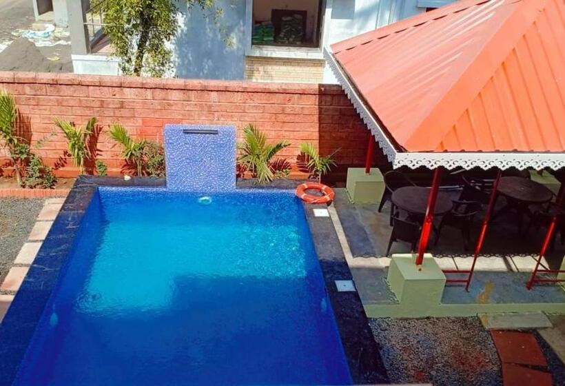 בית מלון כפרי Rooms At Sea Dreamz