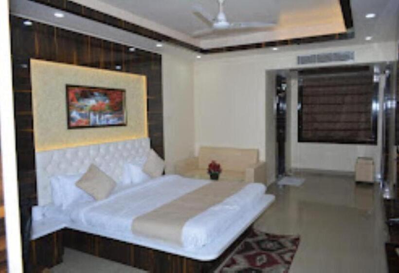 בית מלון כפרי Saraswati Inn,aurangabad