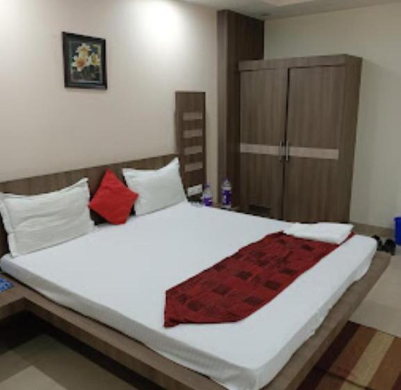 בית מלון כפרי Saraswati Inn,aurangabad