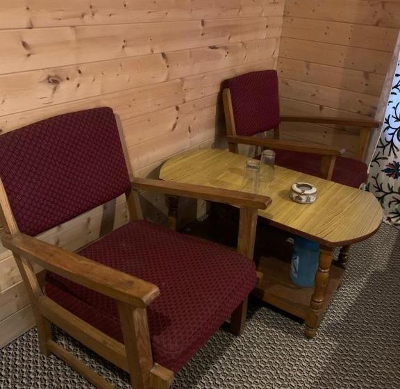 Отель Seasons Palace