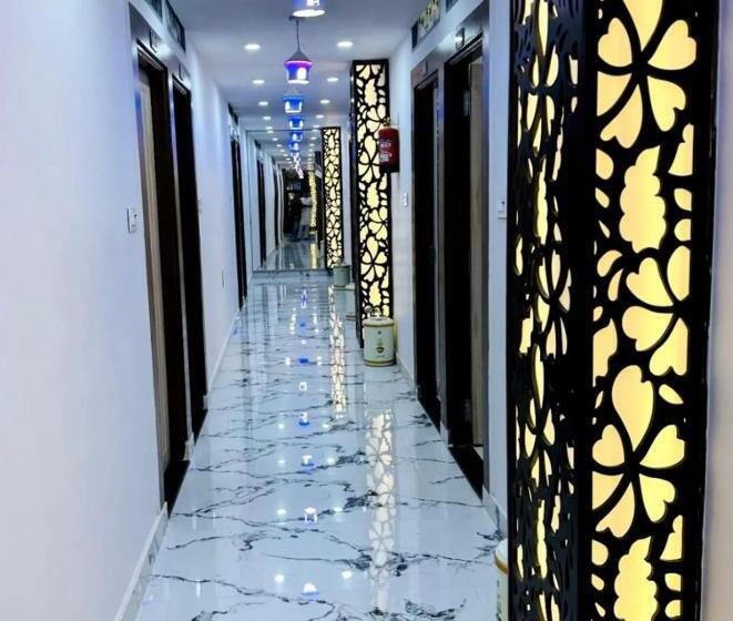 هتل Shivlingam Inn