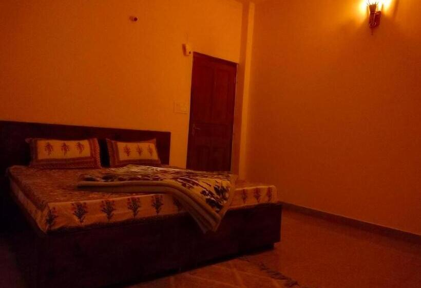 酒店 Splendour Food And Stay