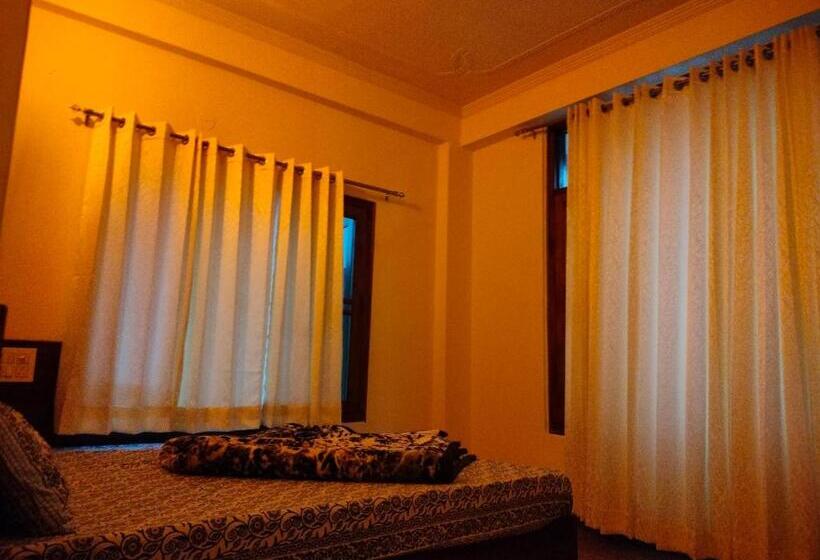 酒店 Splendour Food And Stay