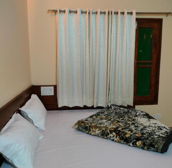 酒店 Splendour Food And Stay