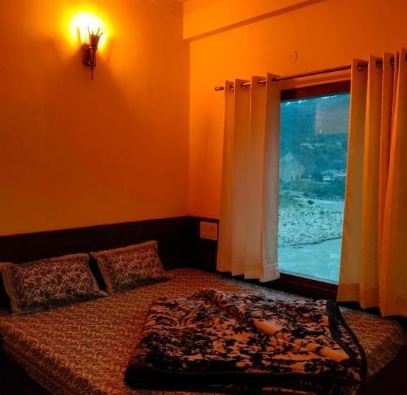 酒店 Splendour Food And Stay