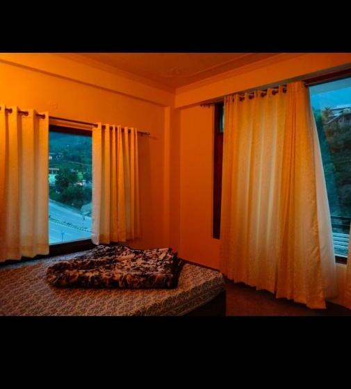 酒店 Splendour Food And Stay