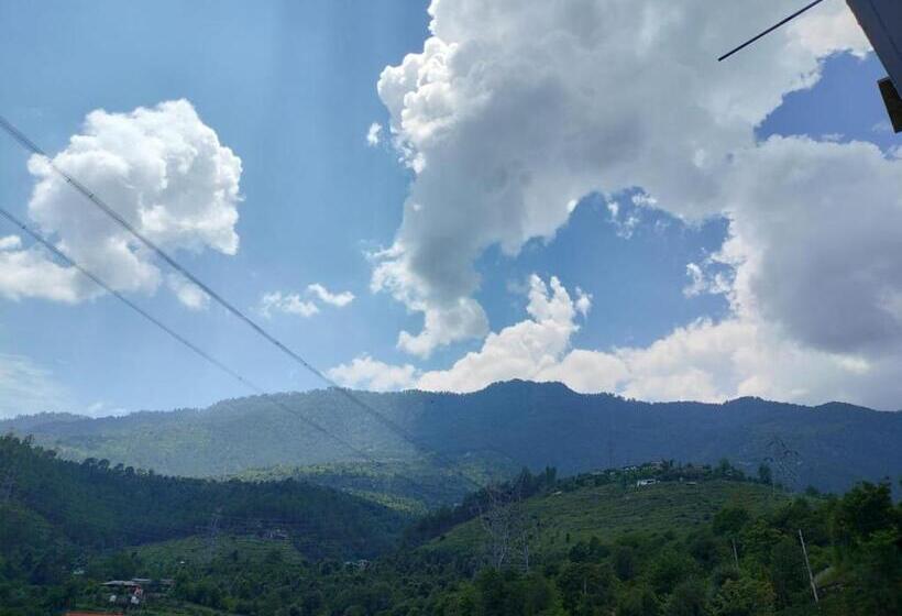 酒店 Splendour Food And Stay