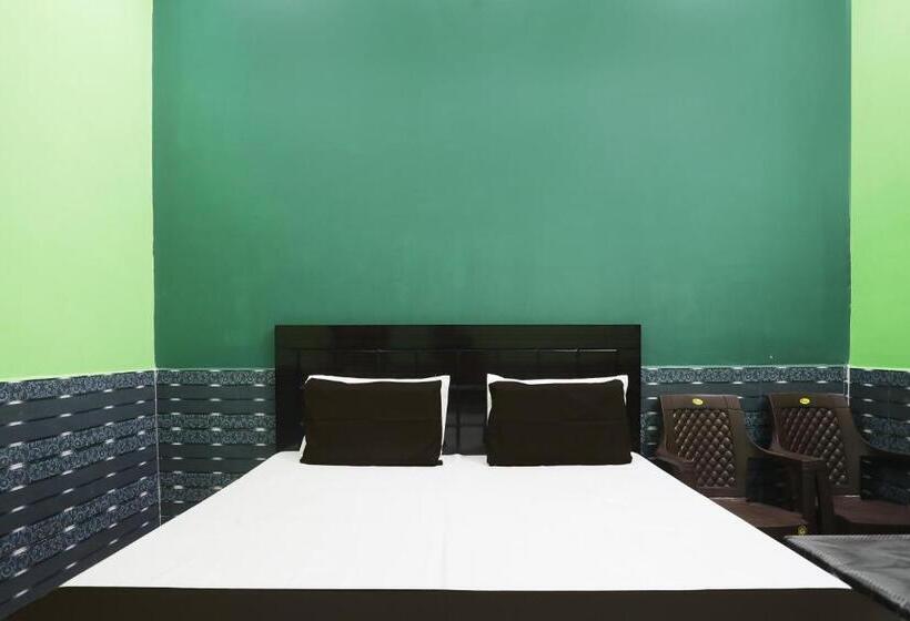 Отель Spot On Classic Palace