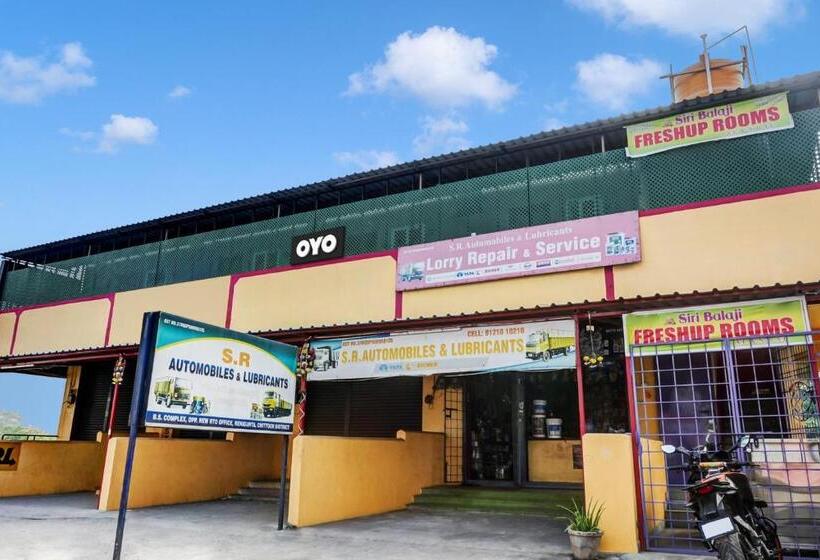 فندق Spot On Siri Balaji Freshup Rooms