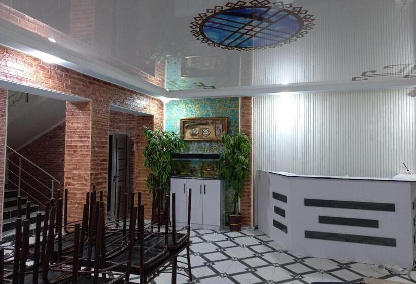 فندق Stork House