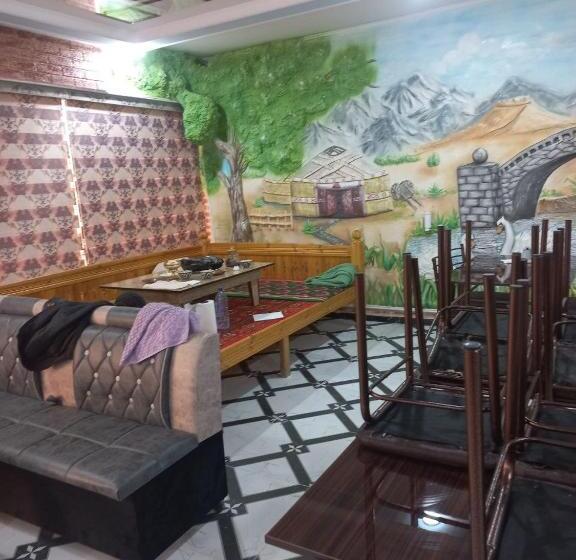 فندق Stork House