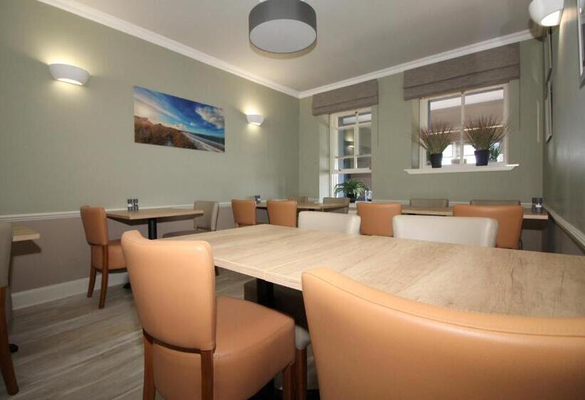 فندق Temple View