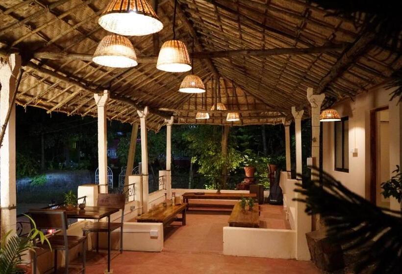 فندق Terraria Stay And Cafe