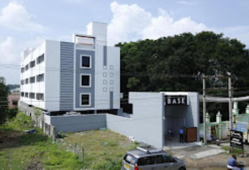 Отель The Base Inn Puducherry