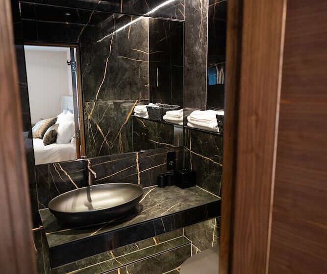 Отель The Hyde   At Dunning S Bar