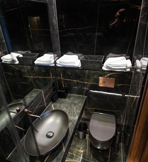 Отель The Hyde   At Dunning S Bar