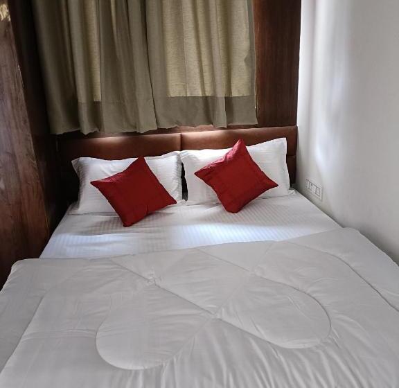 فندق Super Collection O Mall Road Nainital