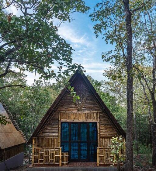 בית מלון כפרי Verdant Cottages