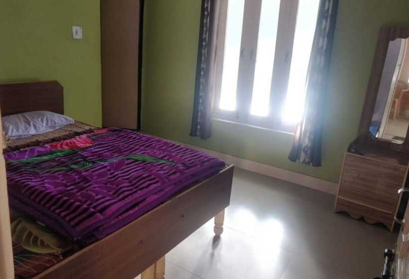 ホテル Vivek Palace And Restaurant, Barkot