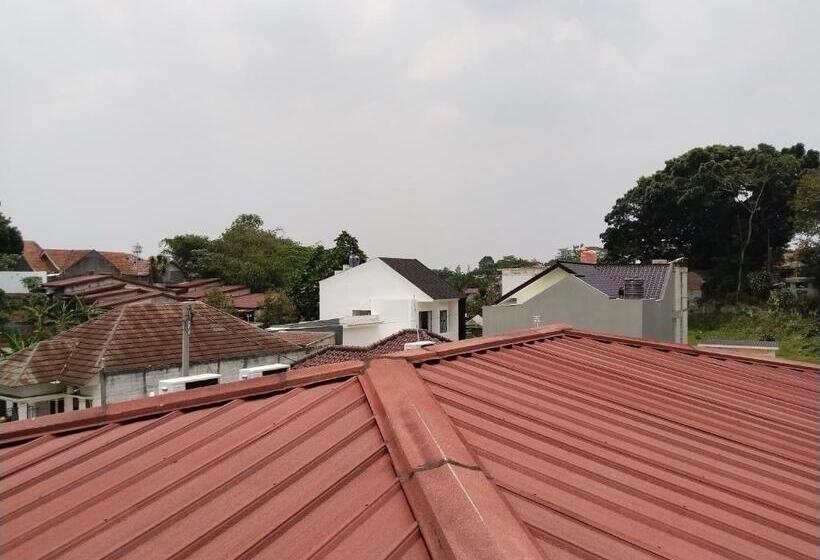 호텔 Mykost Palupuh Valley Syariah