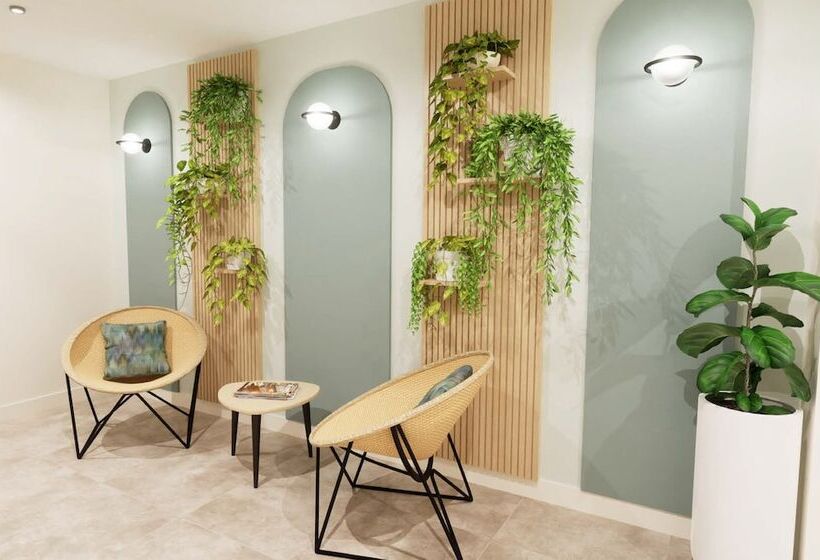 Odalys City Nîmes Arènes