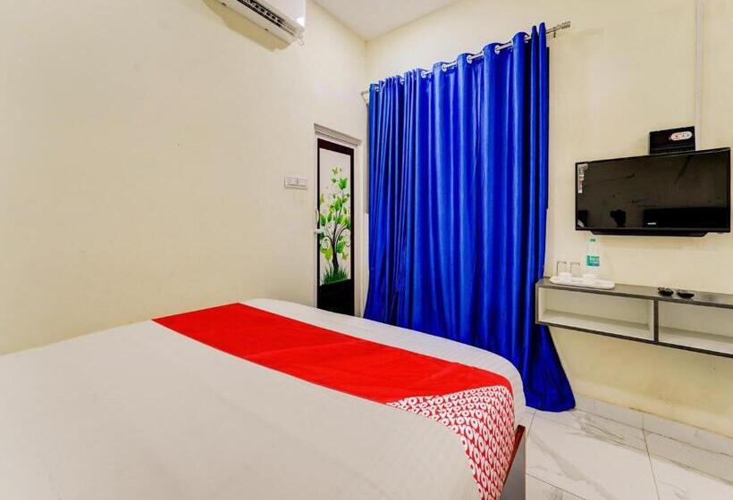 Oyo Flagship Hotel Sanva