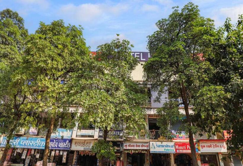Oyo Hotel Lotus