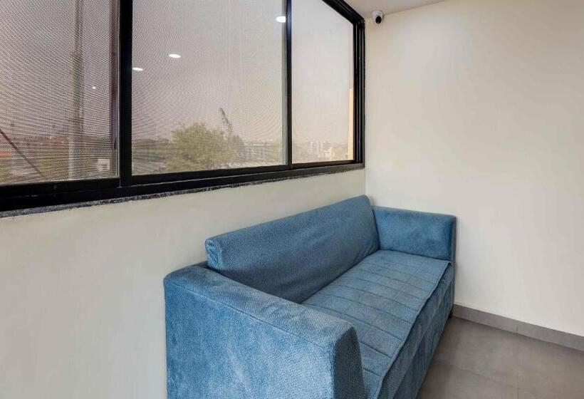 Oyo Hotel Lotus