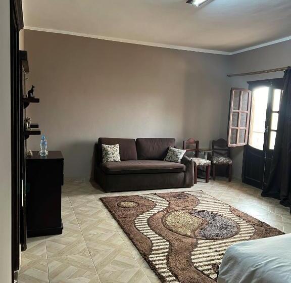 پانسیون Aoda Pyramids