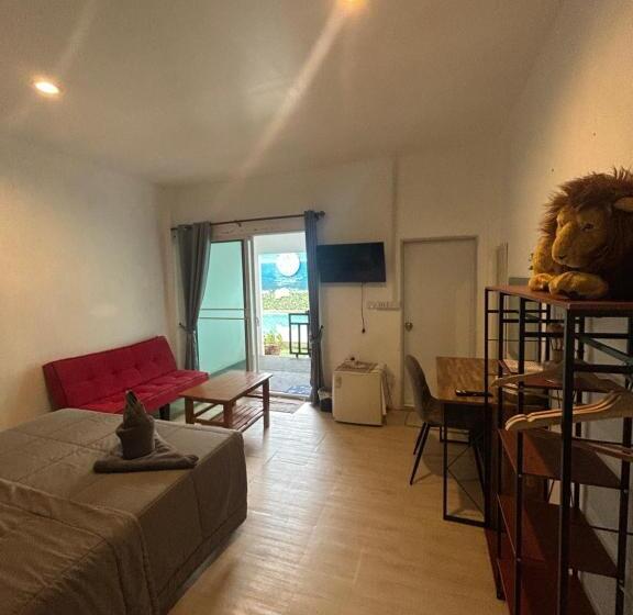 ペンション บ้าน พัก ดี เกาะล้าน Ban Phak D Koh Larn