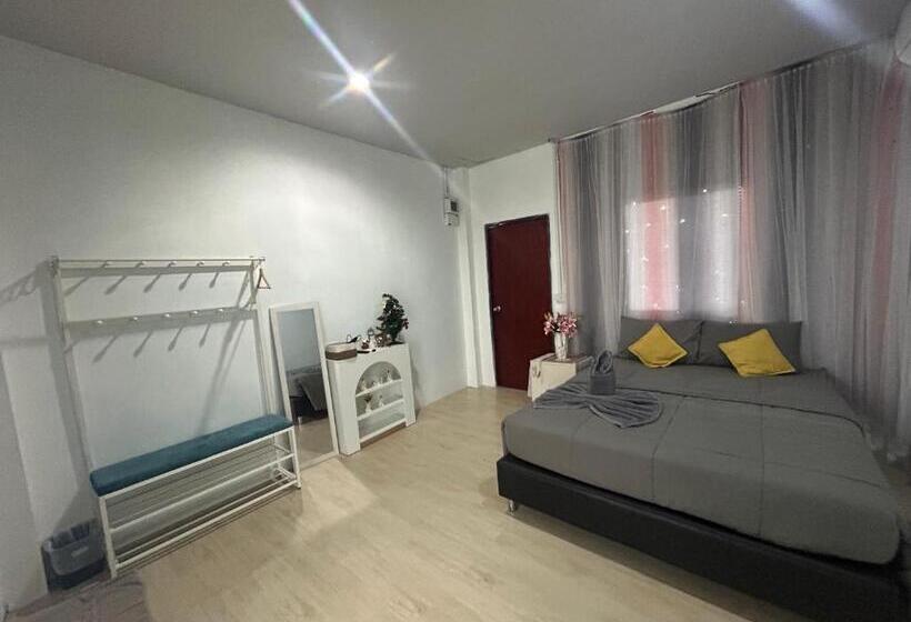 Пансион บ้าน พัก ดี เกาะล้าน Ban Phak D Koh Larn