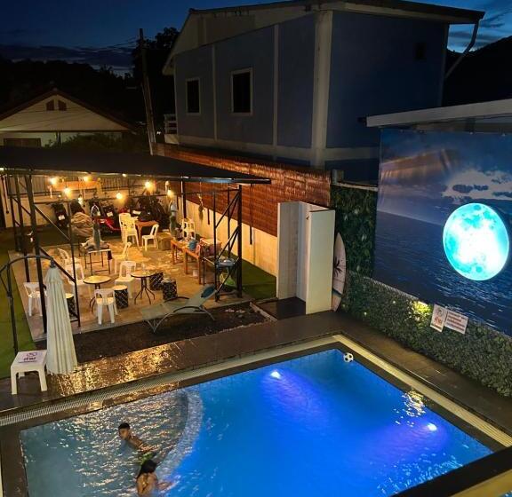 Пансион บ้าน พัก ดี เกาะล้าน Ban Phak D Koh Larn