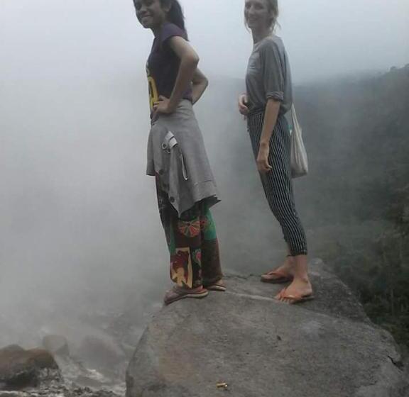 펜션 Bhelena Guest House