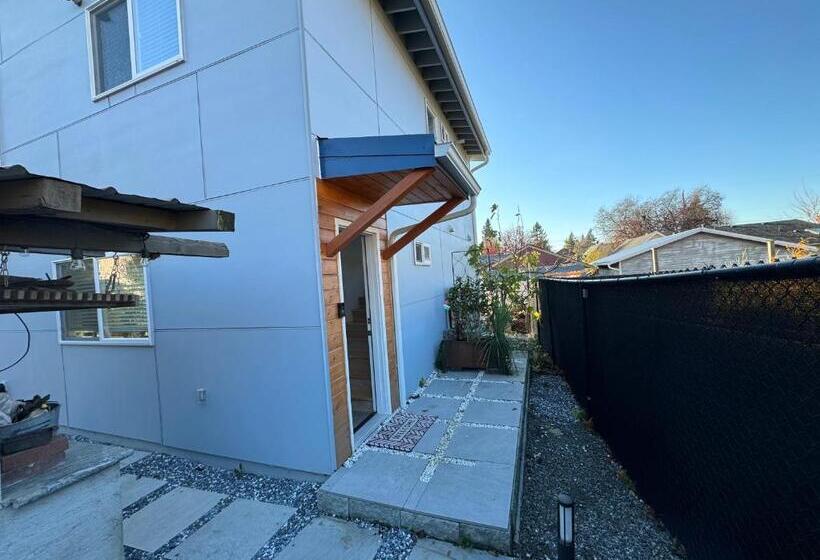 بنسيون Private Room In West Seattle Cartagena Inspired