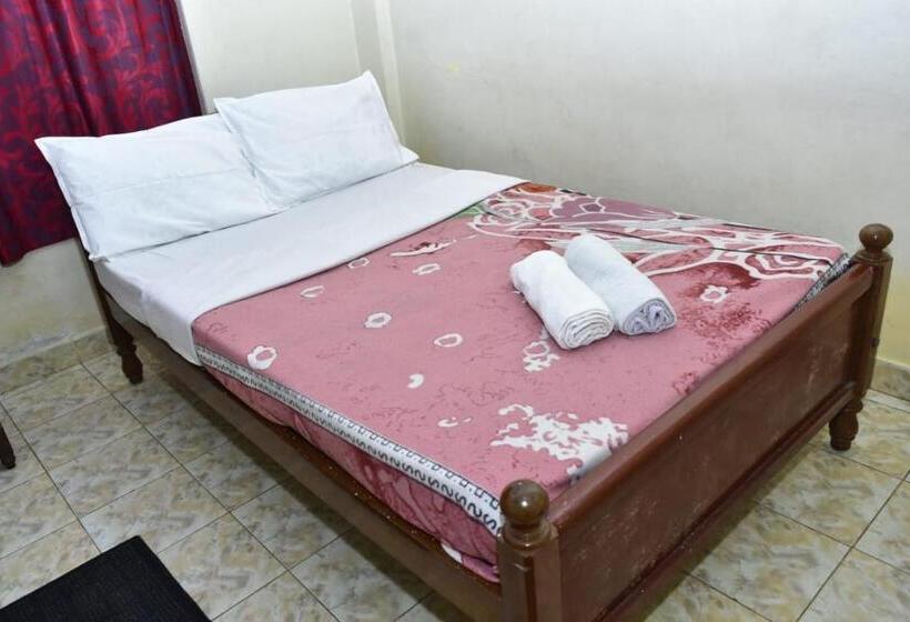 بنسيون Eshwari Cottage