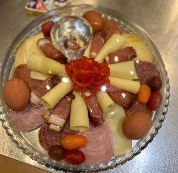 ペンション Haj&tihi Srl