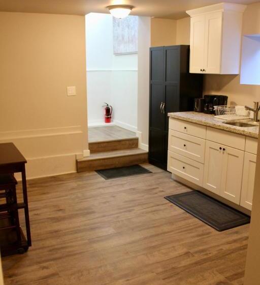 פנסיון Judkins Guesthouse