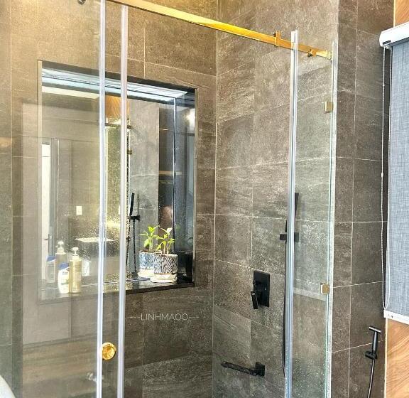 پانسیون Khánh Nguyễn Luxury Apartment, Balcony Street View, Large Bathtub