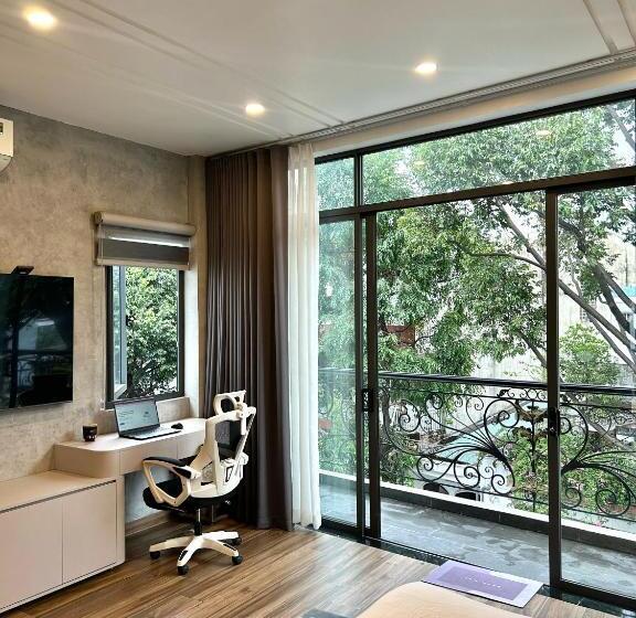 پانسیون Khánh Nguyễn Luxury Apartment, Balcony Street View, Large Bathtub