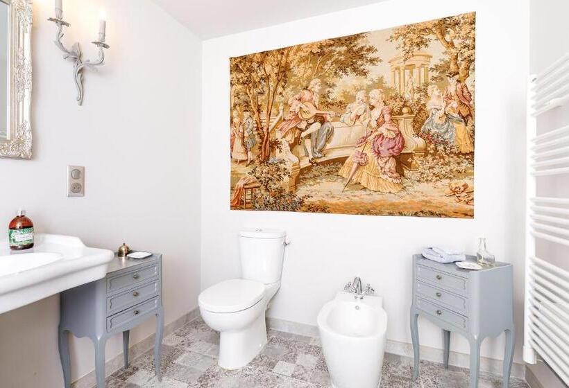 Пансион Madame M S Maison Des Mots